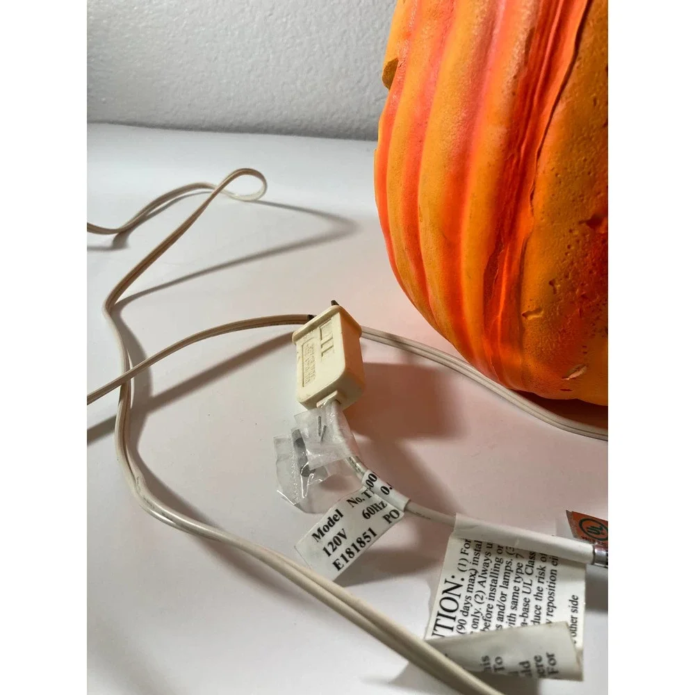 Vintage Trendmasters Light Up Foam Blow Mold Pumpkin Head Jack O Lantern 1992‎
